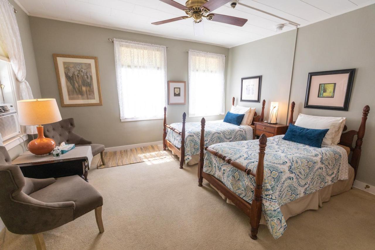 Waybury Inn East Middlebury Esterno foto