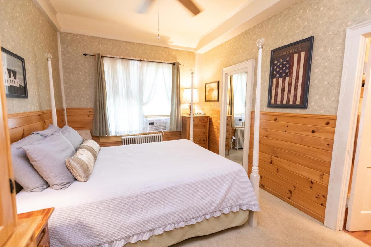 Waybury Inn East Middlebury Esterno foto